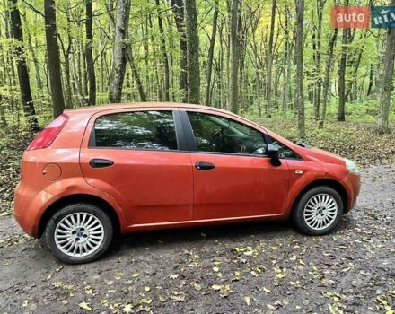 Фиат Пунто 2006 в Староконстантинов на Automoto.ua Оранжевый Фиат Пунто, объемом двигателя 1.24 л и пробегом 186 тыс. км за 3000 $, фото 19 на Automoto.ua