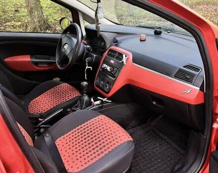 Фиат Пунто 2006 в Староконстантинов на Automoto.ua Оранжевый Фиат Пунто, объемом двигателя 1.24 л и пробегом 186 тыс. км за 3000 $, фото 9 на Automoto.ua