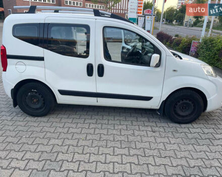 Белый Фиат Кубо, объемом двигателя 1.25 л и пробегом 170 тыс. км за 4800 $, фото 6 на Automoto.ua