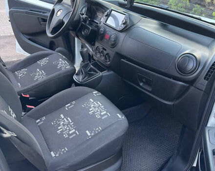 Белый Фиат Кубо, объемом двигателя 1.25 л и пробегом 170 тыс. км за 4800 $, фото 7 на Automoto.ua