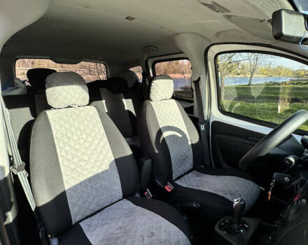 Белый Фиат Кубо, объемом двигателя 1.3 л и пробегом 144 тыс. км за 8500 $, фото 11 на Automoto.ua