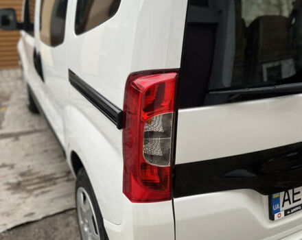 Белый Фиат Кубо, объемом двигателя 1.37 л и пробегом 13 тыс. км за 12699 $, фото 35 на Automoto.ua