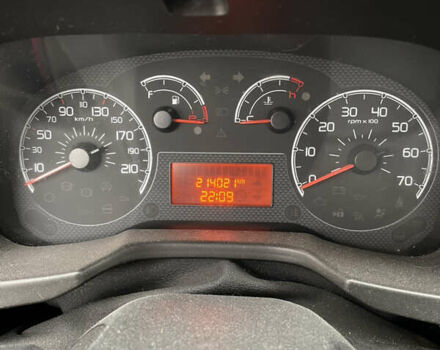 Фиолетовый Фиат Кубо, объемом двигателя 1.36 л и пробегом 214 тыс. км за 5200 $, фото 10 на Automoto.ua