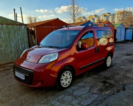 Красный Фиат Кубо, объемом двигателя 1.4 л и пробегом 140 тыс. км за 4500 $, фото 1 на Automoto.ua