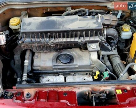 Красный Фиат Кубо, объемом двигателя 1.4 л и пробегом 144 тыс. км за 4500 $, фото 14 на Automoto.ua