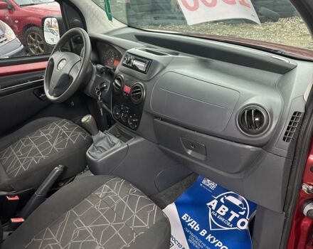 Красный Фиат Кубо, объемом двигателя 1.4 л и пробегом 211 тыс. км за 5600 $, фото 5 на Automoto.ua