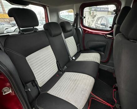 Красный Фиат Кубо, объемом двигателя 1.4 л и пробегом 211 тыс. км за 5600 $, фото 8 на Automoto.ua