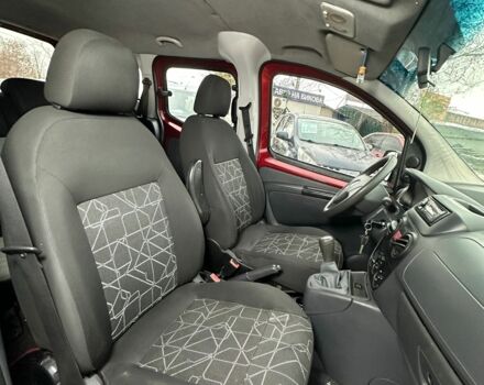 Красный Фиат Кубо, объемом двигателя 1.4 л и пробегом 211 тыс. км за 5600 $, фото 4 на Automoto.ua