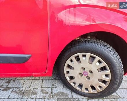 Фиат Кубо 2011 в Ивано-Франковске на Automoto.ua Красный Фиат Кубо, объемом двигателя 1.3 л и пробегом 199 тыс. км за 5099 $, фото 9 на Automoto.ua