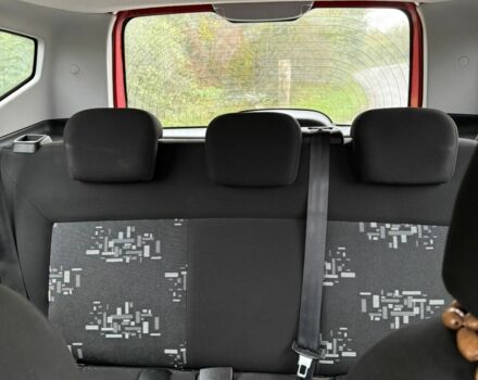 Фіат Кубо 2011 у Коломые на Automoto.ua Червоний Фіат Кубо, об'ємом двигуна 1.2 л та пробігом 150 тис. км за 5700 $, фото 8 на Automoto.ua