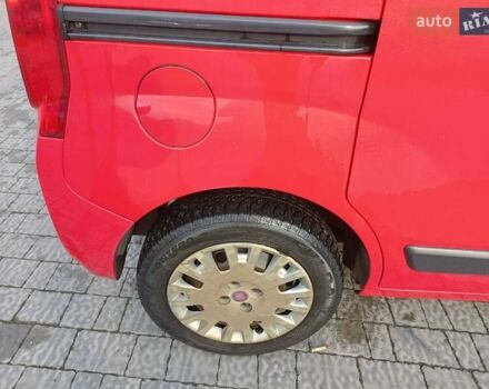 Фиат Кубо 2011 в Ивано-Франковске на Automoto.ua Красный Фиат Кубо, объемом двигателя 1.3 л и пробегом 199 тыс. км за 5099 $, фото 8 на Automoto.ua