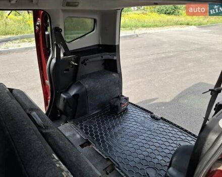 Червоний Фіат Кубо, об'ємом двигуна 1.4 л та пробігом 160 тис. км за 6800 $, фото 17 на Automoto.ua