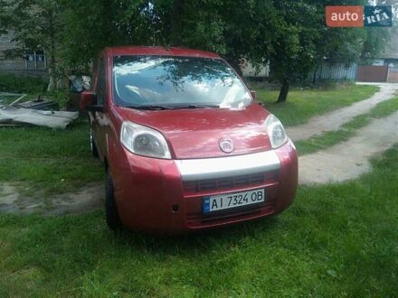 Фіат Кубо 2009 у Обухове на Automoto.ua Червоний Фіат Кубо, об'ємом двигуна 1.36 л та пробігом 210 тис. км за 4300 $, фото 1 на Automoto.ua