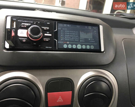 Фиат Кубо, объемом двигателя 1.3 л и пробегом 316 тыс. км за 5900 $, фото 6 на Automoto.ua