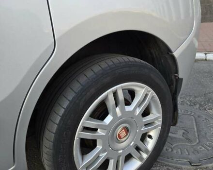 Серый Фиат Кубо, объемом двигателя 1.25 л и пробегом 204 тыс. км за 8700 $, фото 8 на Automoto.ua