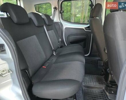 Серый Фиат Кубо, объемом двигателя 1.25 л и пробегом 204 тыс. км за 8700 $, фото 21 на Automoto.ua