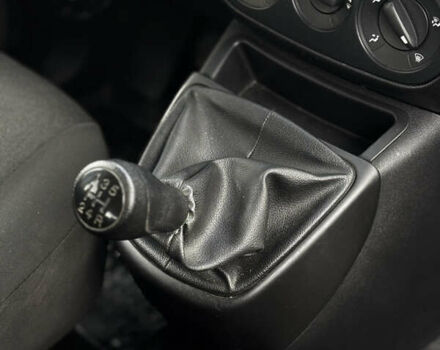 Серый Фиат Кубо, объемом двигателя 1.3 л и пробегом 190 тыс. км за 6900 $, фото 8 на Automoto.ua