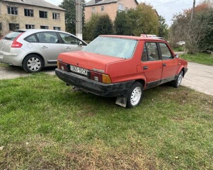 Красный Фиат Регата, объемом двигателя 1.5 л и пробегом 2 тыс. км за 600 $, фото 2 на Automoto.ua