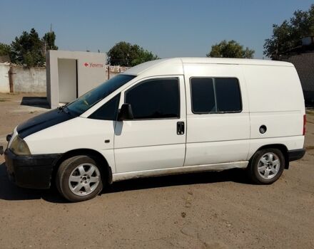 Белый Фиат Скудо, объемом двигателя 2 л и пробегом 400 тыс. км за 2900 $, фото 2 на Automoto.ua