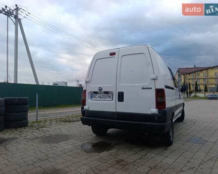 Белый Фиат Скудо, объемом двигателя 1.87 л и пробегом 350 тыс. км за 2750 $, фото 3 на Automoto.ua