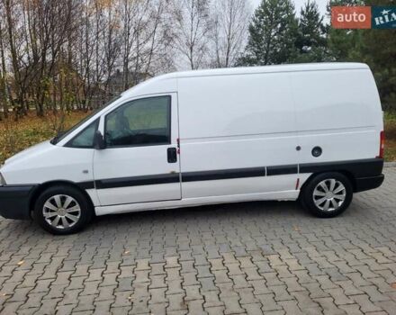 Белый Фиат Скудо, объемом двигателя 2 л и пробегом 300 тыс. км за 3600 $, фото 26 на Automoto.ua