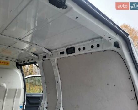 Белый Фиат Скудо, объемом двигателя 2 л и пробегом 300 тыс. км за 3600 $, фото 68 на Automoto.ua