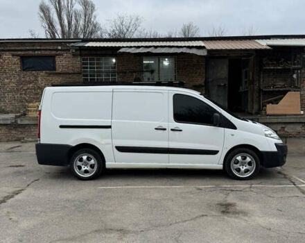 Белый Фиат Скудо, объемом двигателя 2 л и пробегом 260 тыс. км за 8200 $, фото 2 на Automoto.ua