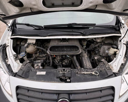 Белый Фиат Скудо, объемом двигателя 2 л и пробегом 260 тыс. км за 8200 $, фото 18 на Automoto.ua