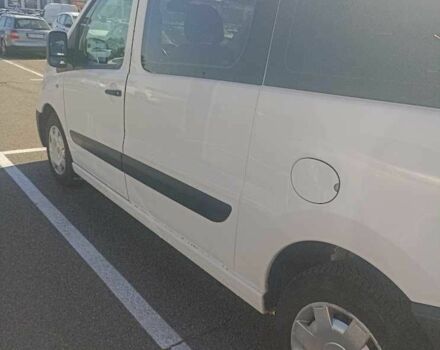 Белый Фиат Скудо, объемом двигателя 2 л и пробегом 362 тыс. км за 5500 $, фото 4 на Automoto.ua