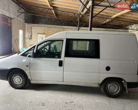 Белый Фиат Скудо, объемом двигателя 1.9 л и пробегом 310 тыс. км за 2100 $, фото 4 на Automoto.ua