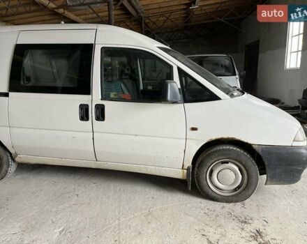 Белый Фиат Скудо, объемом двигателя 1.9 л и пробегом 310 тыс. км за 2100 $, фото 2 на Automoto.ua