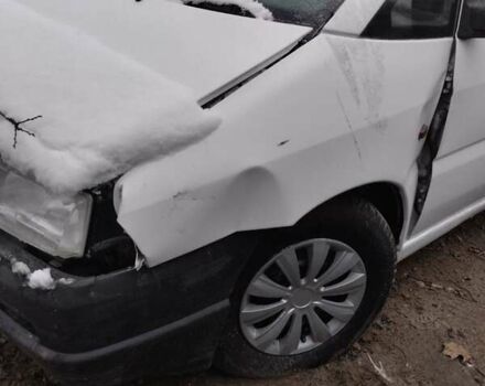 Белый Фиат Скудо, объемом двигателя 2 л и пробегом 336 тыс. км за 1500 $, фото 6 на Automoto.ua