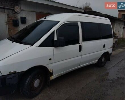 Белый Фиат Скудо, объемом двигателя 1.9 л и пробегом 390 тыс. км за 2500 $, фото 1 на Automoto.ua