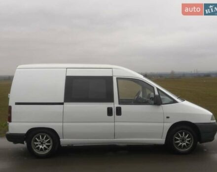 Белый Фиат Скудо, объемом двигателя 1.9 л и пробегом 400 тыс. км за 3000 $, фото 2 на Automoto.ua