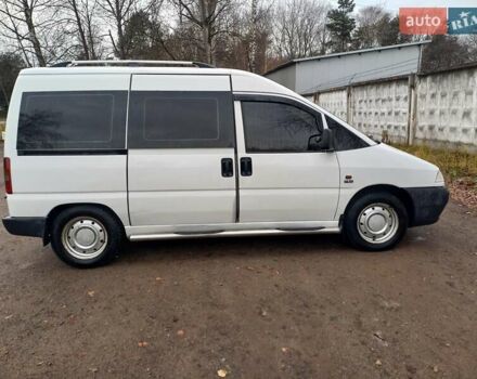 Белый Фиат Скудо, объемом двигателя 1.9 л и пробегом 354 тыс. км за 4100 $, фото 2 на Automoto.ua