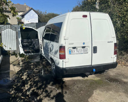 Белый Фиат Скудо, объемом двигателя 2 л и пробегом 418 тыс. км за 3800 $, фото 1 на Automoto.ua