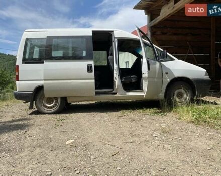 Белый Фиат Скудо, объемом двигателя 1.9 л и пробегом 237 тыс. км за 3000 $, фото 1 на Automoto.ua