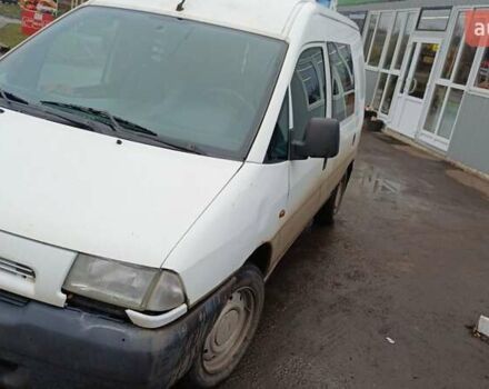 Белый Фиат Скудо, объемом двигателя 2 л и пробегом 380 тыс. км за 3300 $, фото 1 на Automoto.ua