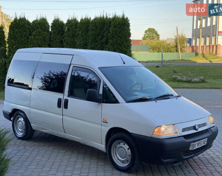 Белый Фиат Скудо, объемом двигателя 2 л и пробегом 299 тыс. км за 2550 $, фото 24 на Automoto.ua