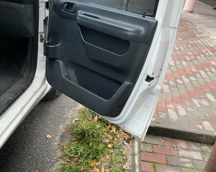 Белый Фиат Скудо, объемом двигателя 2 л и пробегом 403 тыс. км за 3500 $, фото 18 на Automoto.ua