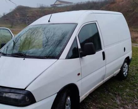 Белый Фиат Скудо, объемом двигателя 2 л и пробегом 430 тыс. км за 2400 $, фото 1 на Automoto.ua