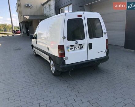 Белый Фиат Скудо, объемом двигателя 2 л и пробегом 228 тыс. км за 3350 $, фото 3 на Automoto.ua
