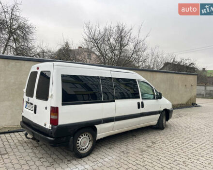 Белый Фиат Скудо, объемом двигателя 2 л и пробегом 299 тыс. км за 3649 $, фото 2 на Automoto.ua