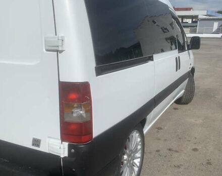 Белый Фиат Скудо, объемом двигателя 2 л и пробегом 310 тыс. км за 5300 $, фото 4 на Automoto.ua