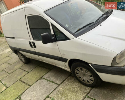 Белый Фиат Скудо, объемом двигателя 2 л и пробегом 280 тыс. км за 3100 $, фото 1 на Automoto.ua