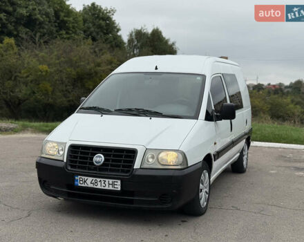 Белый Фиат Скудо, объемом двигателя 2 л и пробегом 300 тыс. км за 3500 $, фото 1 на Automoto.ua