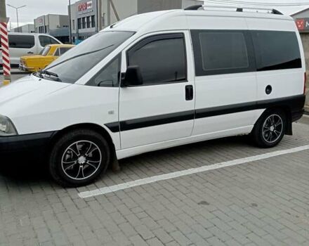 Белый Фиат Скудо, объемом двигателя 2 л и пробегом 359 тыс. км за 5000 $, фото 3 на Automoto.ua