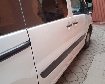 Фиат Скудо 2007 в Ужгороде на Automoto.ua Белый Фиат Скудо, объемом двигателя 2 л и пробегом 320 тыс. км за 6300 $, фото 2 на Automoto.ua