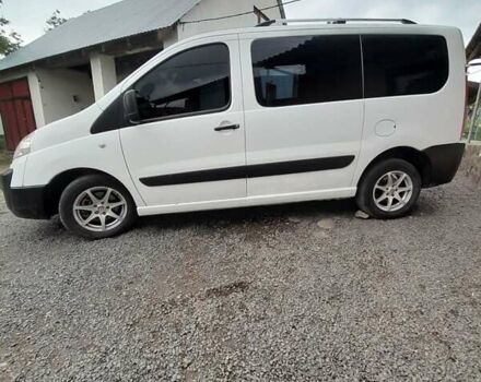 Белый Фиат Скудо, объемом двигателя 1.6 л и пробегом 300 тыс. км за 5900 $, фото 2 на Automoto.ua