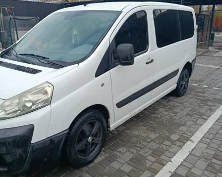 Белый Фиат Скудо, объемом двигателя 1.56 л и пробегом 350 тыс. км за 5000 $, фото 2 на Automoto.ua